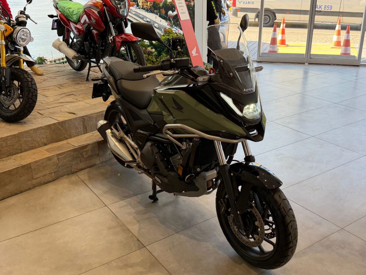 HONDA PLAZA AYIŞIĞI – HONDA NC 750 X DCT/ORTA SEHPA/ÖN KORUMA - 2