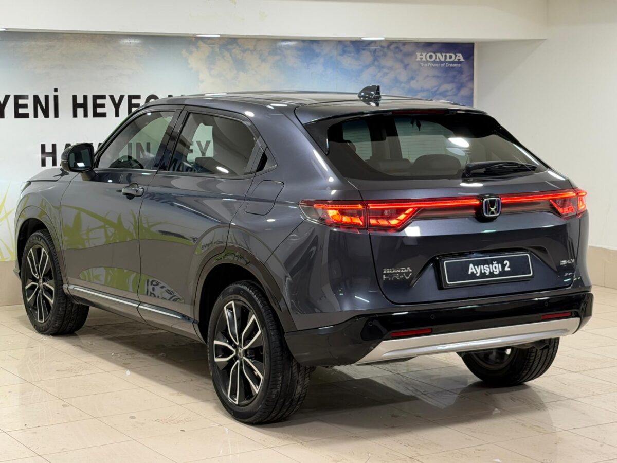 HONDA PLAZA AYIŞIĞI HONDA HR-V 1.5 e-HEV HYBRİD ADVANCE - 3