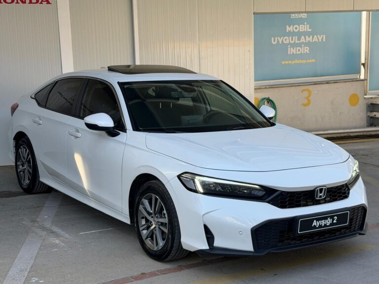 HONDA PLAZA AYIŞIĞI – 2025 HONDA CIVIC ELEGANCE BOYASIZ
