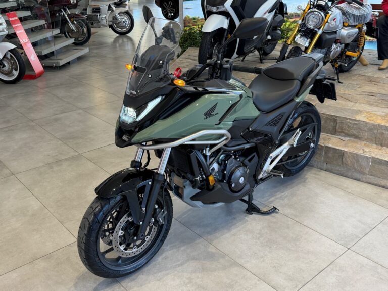HONDA PLAZA AYIŞIĞI – HONDA NC 750 X DCT/ORTA SEHPA/ÖN KORUMA